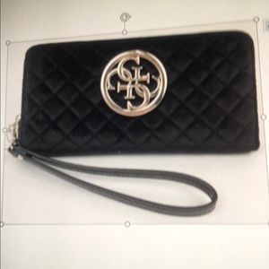GUESS Genuine “G LUX” SLG Large ZIP Around Wallet